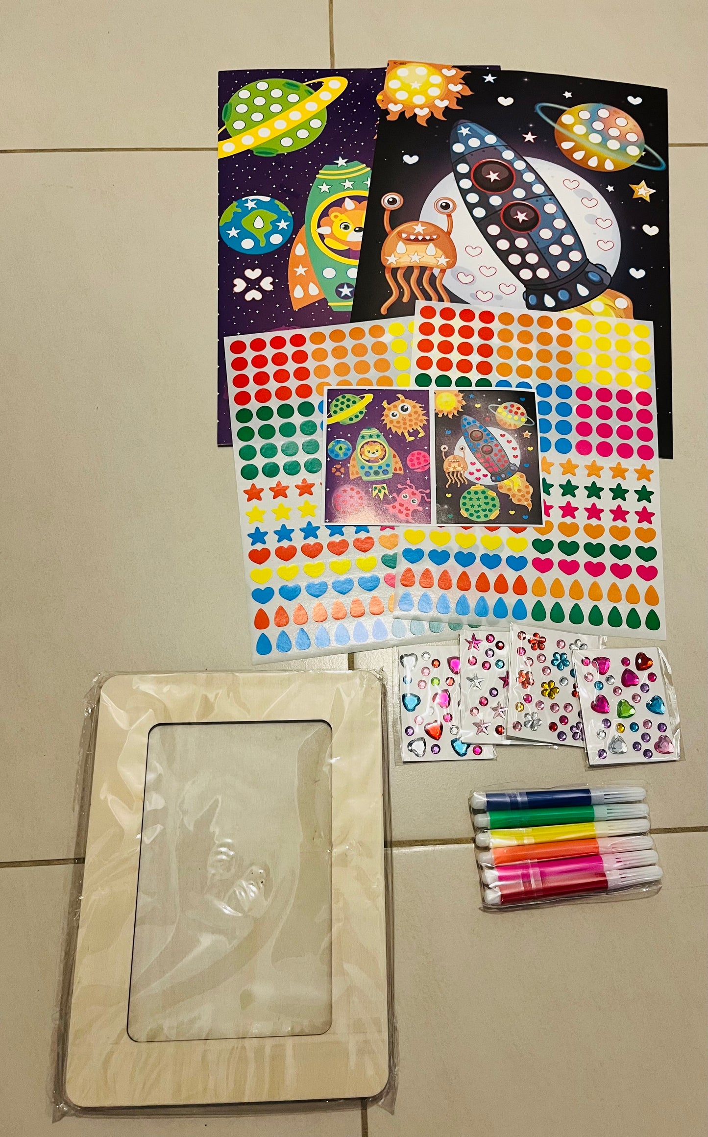 Colour sensory kit