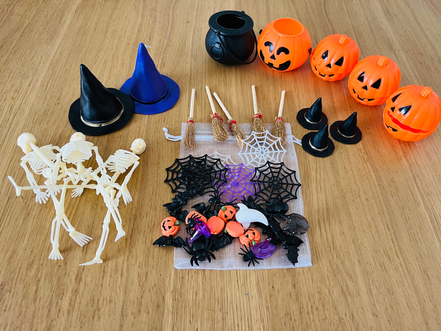 Hocus Pocus Sensory kit