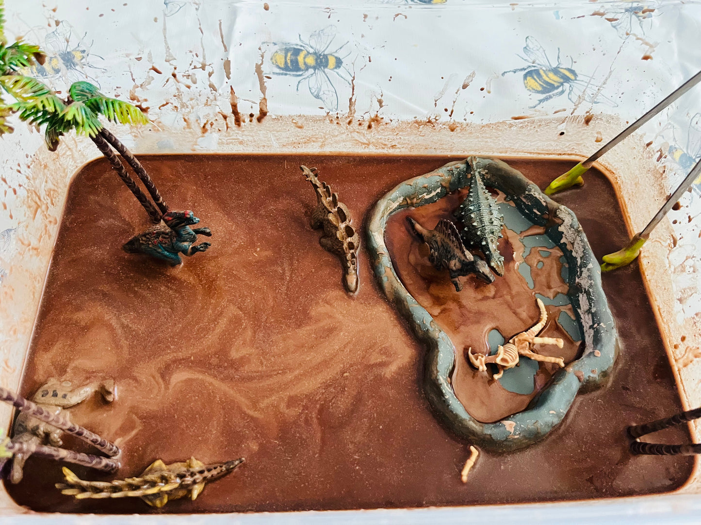 Dinosaur Sensory Kit